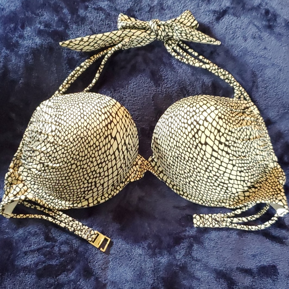 VS Bombshell Bikini Top (add 2 cups)
